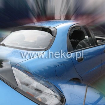 ΑΝΕΜΟΘΡΑΥΣΤΗΣ ΠΙΣΩ ΠΑΡΜΠΡΙΖ ΓΙΑ DAEWOO LANOS 4D 1997-2002 ΑΠΟ ΕΥΚΑΜΠΤΟ ΦΙΜΕ ΠΛΑΣΤΙΚΟ HEKO - 1 ΤΕΜ.