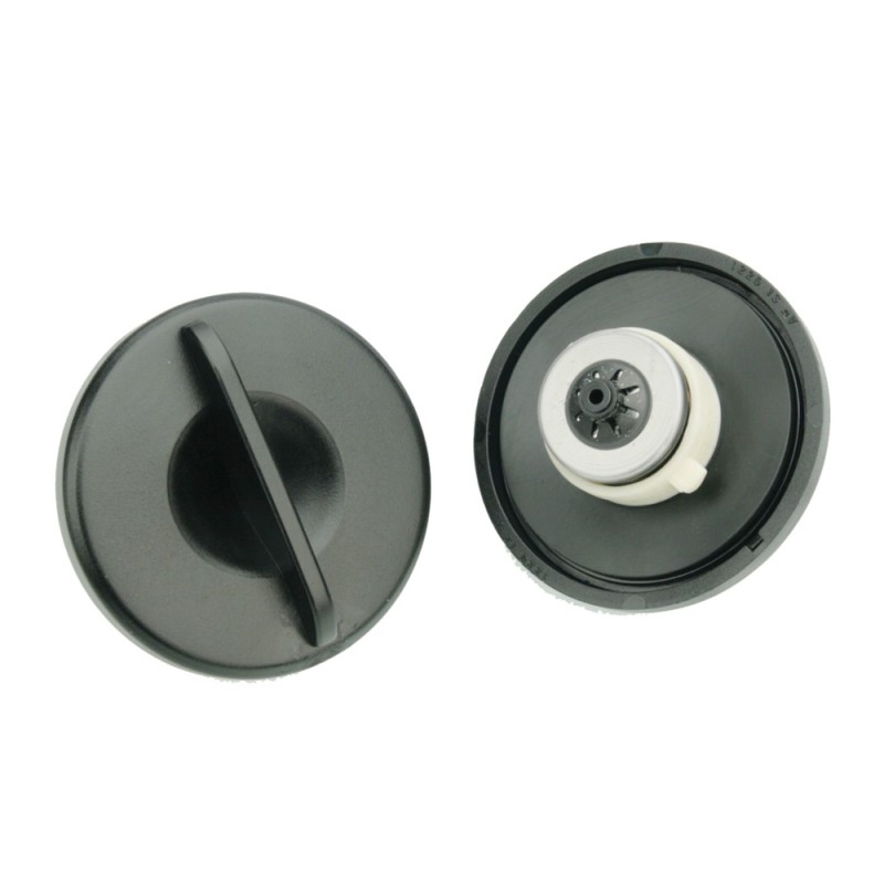 ΤΑΠΑ ΒΕΝΖΙΝΗΣ ΜΕ ΚΛΕΙΔΙ UNIVERSAL ΓΙΑ ΤΡΑΚΤΕΡ ΣΕ ΜΑΥΡΟ ΧΡΩΜΑ FARMA - 1 τεμ.