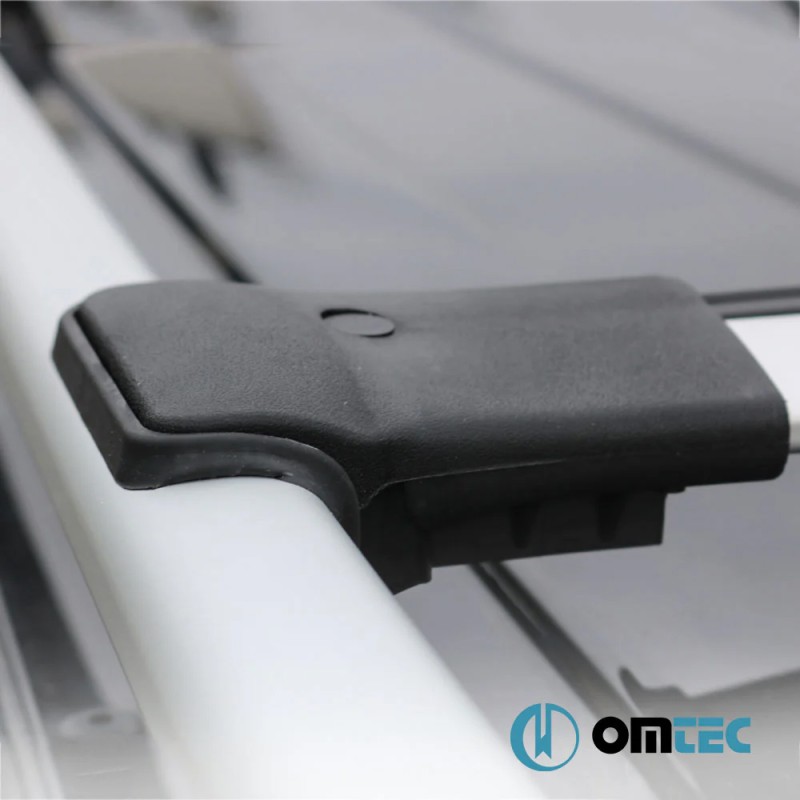 ΜΠΑΡΕΣ ΟΡΟΦΗΣ ΓΙΑ ΧΑΜΗΛΕΣ ΑΛΟΥΜΙΝΙΟΥ ΜΕ ΚΛΕΙΔΙ DACIA DUSTER 2014-2017 OMTEC - 2 τεμ.