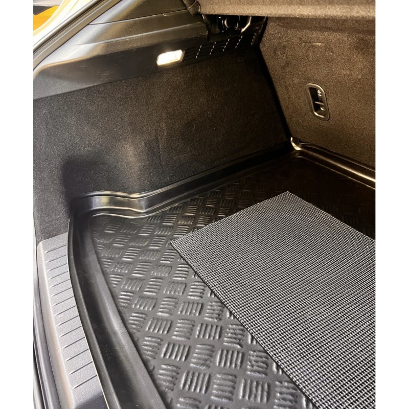 ΜΑΡΚΕ ΠΑΤΑΚΙ ΣΚΑΦΗ ΠΟΡΤ ΜΠΑΓΚΑΖ ΓΙΑ MAZDA CX-30 2019+ ΛΑΣΤΙΧΟ ΣΕ ΜΑΥΡΟ ΧΡΩΜΑ CIK - 1 ΤΕΜ.