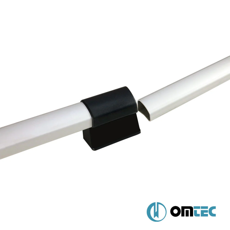 Omtec - Παράλληλες Μπάρες Οροφής Διαιρούμενες για Nissan NV200 2010 > / Chevrolet City Express 2015 > από Αλουμίνιο σε Ασημί Χρώμα και Μέγιστο Βάρος Φορτίου 75 kg - 2 τεμ. (D5035933/OM)