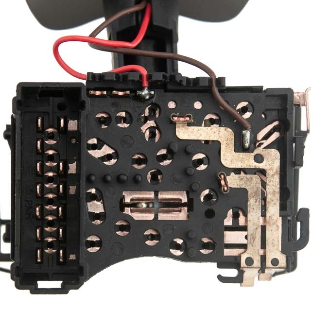 ΔΙΑΚΟΠΤΗΣ ΛΕΒΙΕΣ ΦΩΤΩΝ ΓΙΑ RENAULT TRAFIC II 06+ /OPEL VIVARO A 06+  orig.7701072091/04449397 - 1 τεμ.