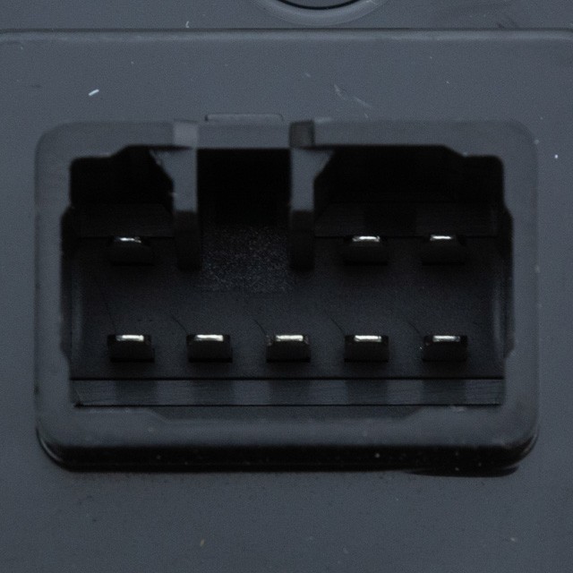 ΜΟΝΟΣ ΔΙΑΚΟΠΤΗΣ ΠΑΡΑΘΥΡΩΝ ΓΙΑ ISUZU D-MAX 2003+ 8PINS orig.8973961140 ΝΤΥ - 1 TEM.