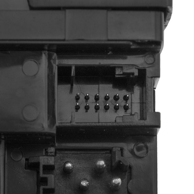 ΔΙΑΚΟΠΤΗΣ ΓΙΑ BMW X5 E53 2000-2006 ΠΟΛΛΑΠΛΟΣ 24PIN ΠΑΡΑΘΥΡΩΝ orig.61316962506 EAN: 5902048164520