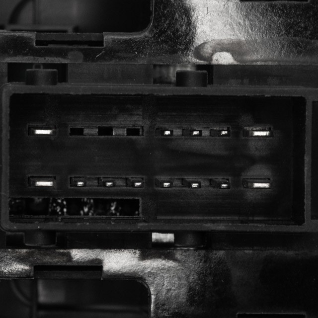 ΠΟΛΛΑΠΛΟΣ ΔΙΑΚΟΠΤΗΣ ΠΑΡΑΘΥΡΩΝ ΓΙΑ PEUGEOT 2008 2013+ / 208 2012+ orig.96751127ZD ΝΤΥ - 1 TEM.