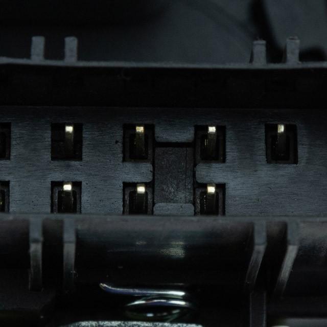 ΗΛΕΚΤΡΟΜΑΓΝΗΤΙΚΗ ΚΛΕΙΔΑΡΙΑ ΓΙΑ FORD TRANSIT 2000-2014 ΕΜΠΡΟΣ ΔΕΞΙΑ orig.YC1A-V21812-BV