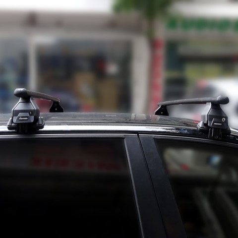 KIT ΜΕ ΜΠΑΡΕΣ ΟΡΟΦΗΣ ΓΙΑ TOYOTA COROLLA SEDAN 4D 2013+ ΣΙΔΗΡΟΥ ΤΕΜΑ MENABO (FE1-3360-FIX026G)-2 ΤΕΜ.