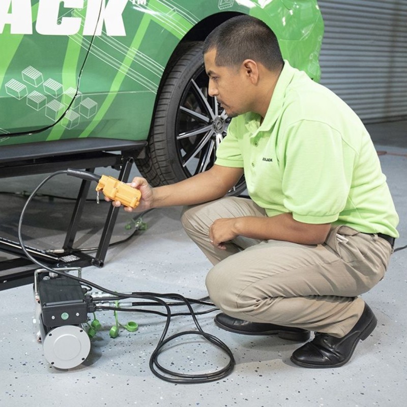 ΦΟΡΗΤΟ ΑΝΥΨΩΤΙΚΟ ΑΥΤΟΚΙΝΗΤΩΝ ΧΑΜΗΛΗΣ ΑΝΥΨΩΣΗΣ QUICKJACK™ BL-7000EXT - 3.175kg