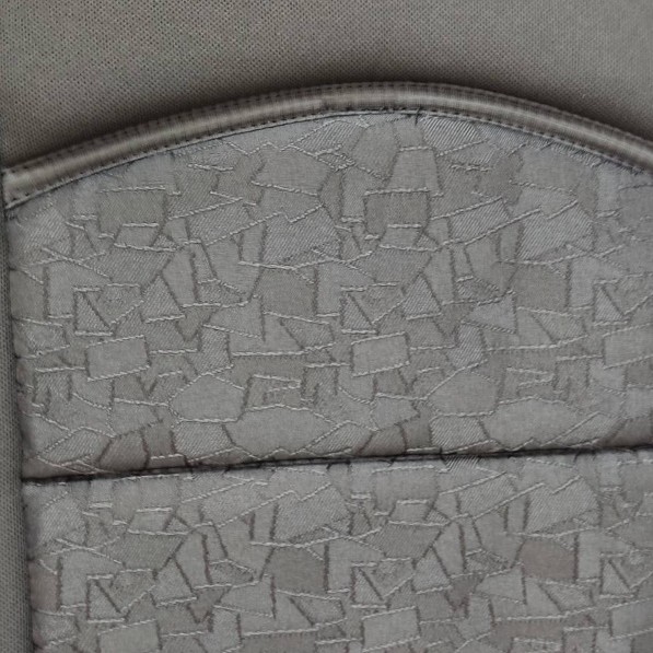 ΗΜΙΚΑΛΥΜΜΑΤΑ ΚΑΘΙΣΜΑΤΩΝ LUX ΜΑΥΡΟ ΠΟΛΥΕΣΤΕΡ ΜΕ VELCRO & ΕΝΣΩΜΑΤΩΜΕΝΑ ΠΡΟΣΚΕΦΑΛΑ RACE AXION - 2 ΤΕΜ.