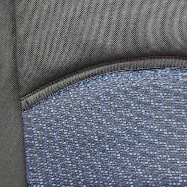 ΗΜΙΚΑΛΥΜΜΑΤΑ ΚΑΘΙΣΜΑΤΩΝ LUX ΜΑΥΡΟ/ΜΠΛΕ ΠΟΛΥΕΣΤΕΡ ΜΕ VELCRO & ΕΝΣΩΜΑΤΩΜΕΝΑ ΠΡΟΣΚΕΦΑΛΑ RACE AXION - 2 ΤΕΜ.