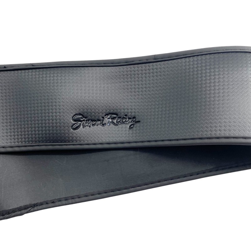 ΚΑΛΥΜΜΑ ΤΙΜΟΝΙΟΥ ΦΟΡΕΤΟ ΜΑΥΡΟ ΟΙΚΟΛΟΓΙΚΟ ΔΕΡΜΑ CARBON LOOK ΜΕ ΦΑΡΔΟΣ 80mm 37-39cm SIMONI RACING  - 1 τεμ.